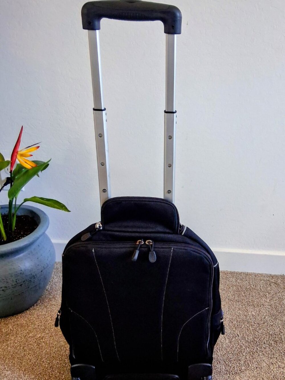 NWT - High Sierra Powerglide Wheeled Rolling Backpack Large Black - NEW - Picture 4 of 10